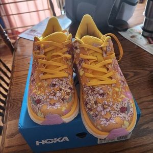 Gold Coast floral HOKAx freepeople